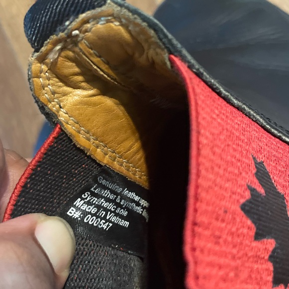 Blundstone 1474 Classic Eh Leather with RedCanada Maple Leaf Chelsea Boot - Picture 8 of 10